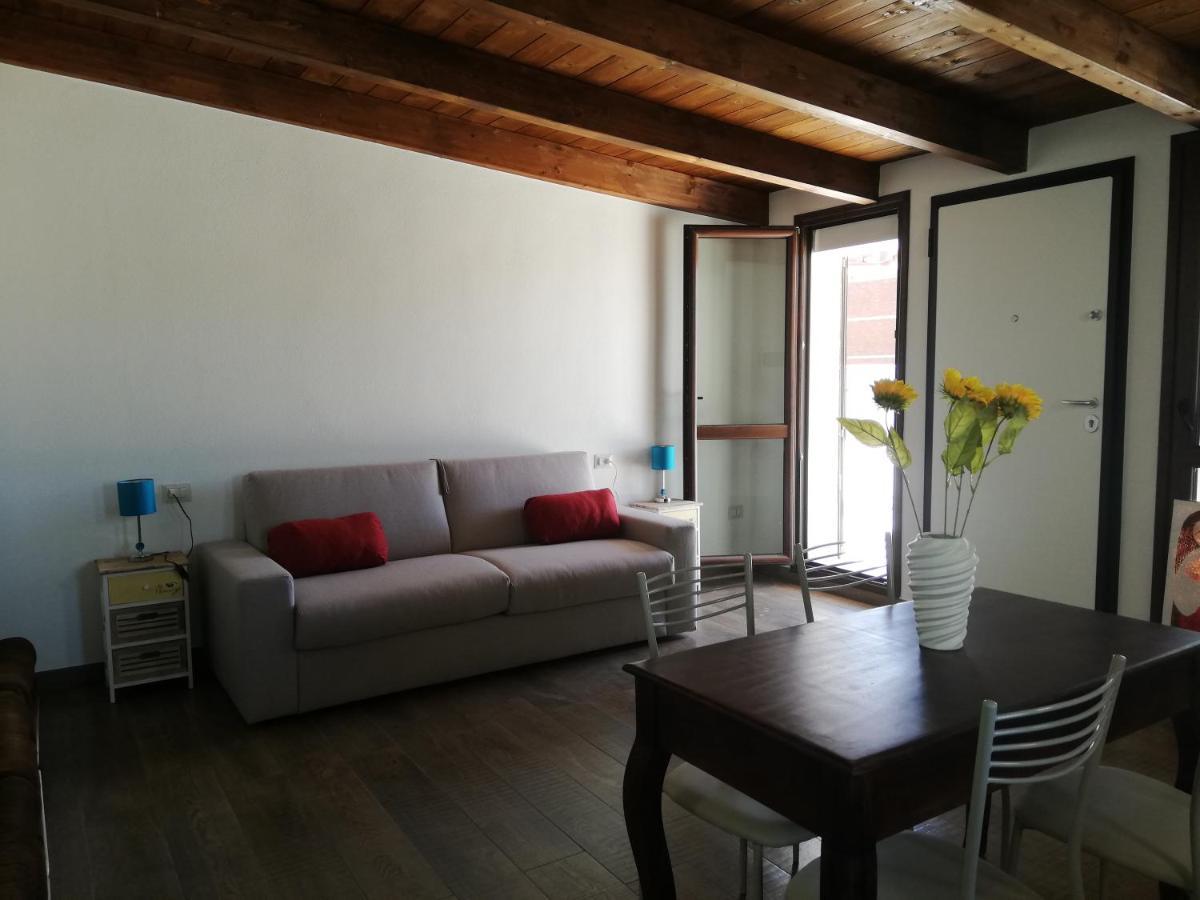 Tigellio Apartment-Central-Views-Terrace Q6426 Cagliari Ngoại thất bức ảnh