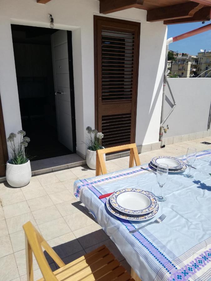 Tigellio Apartment-Central-Views-Terrace Q6426 Cagliari Ngoại thất bức ảnh