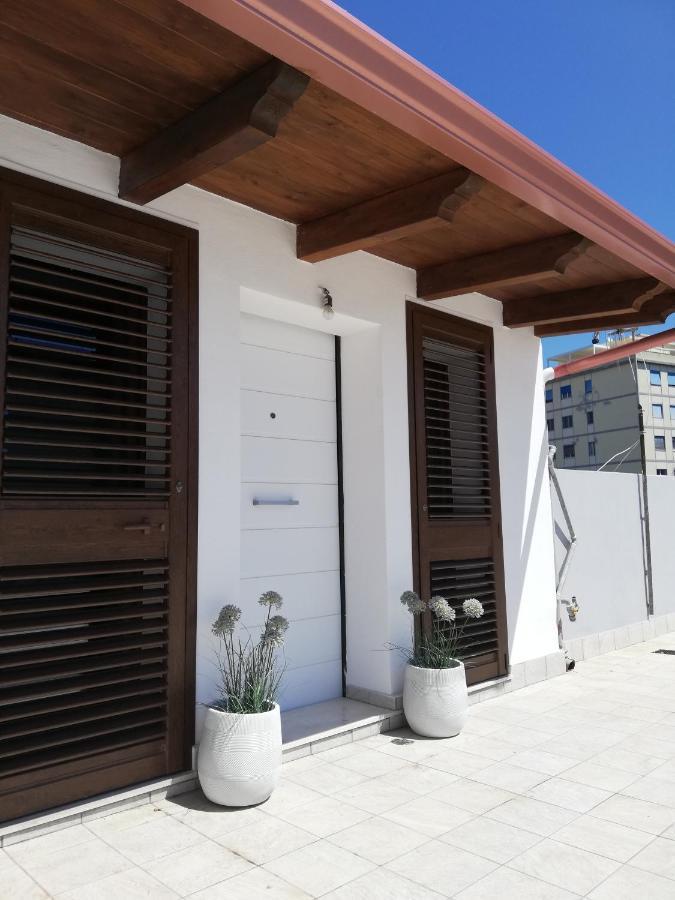 Tigellio Apartment-Central-Views-Terrace Q6426 Cagliari Ngoại thất bức ảnh